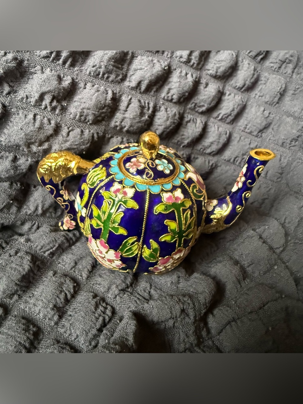 oriental Treasure miniature chinese cloisonné teapot by Dong S.SUH